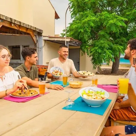 Camping Confortable Avec Climatisation - 8 Pers. - Api-1-52-2766 Vic-la-Gardiole